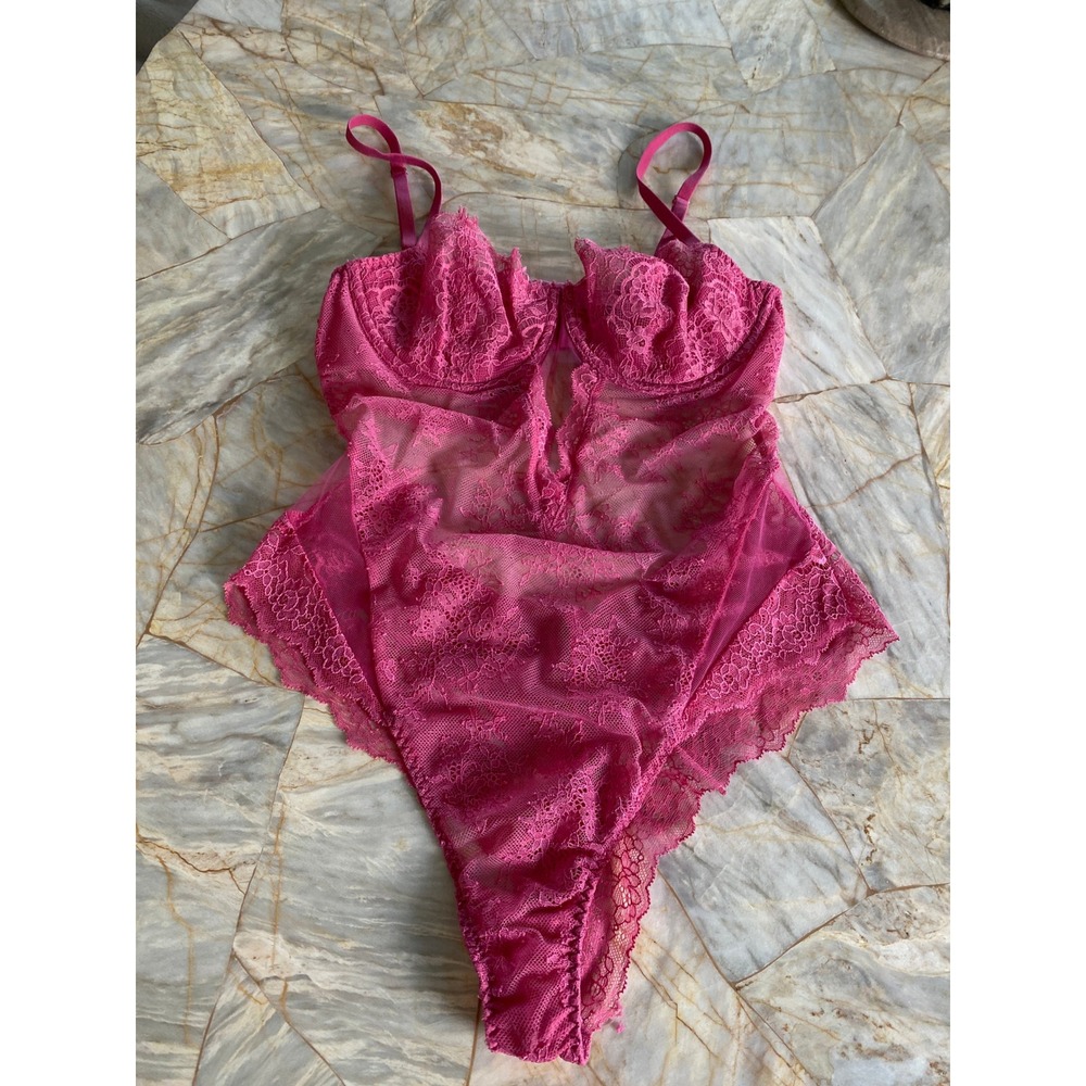 Victorias Secret Pink Floral Lace Underwire Bodysuit Lingerie Magenta Large
